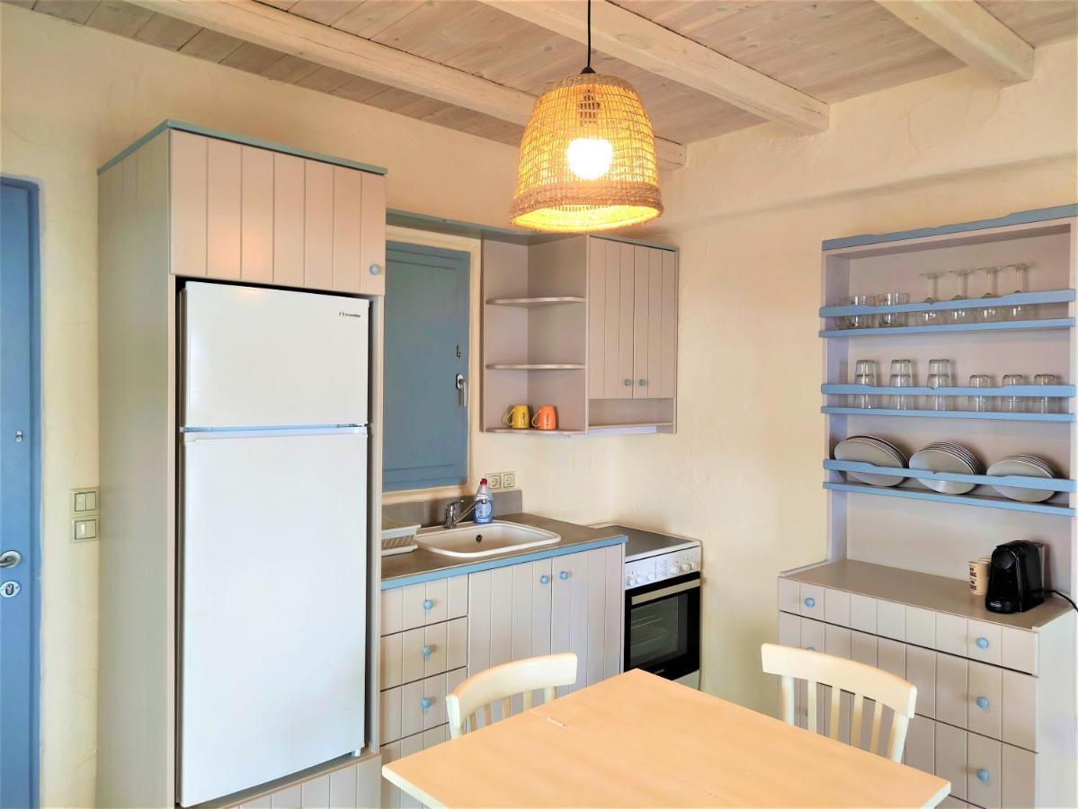 Mosaic Suites Drios Exterior foto