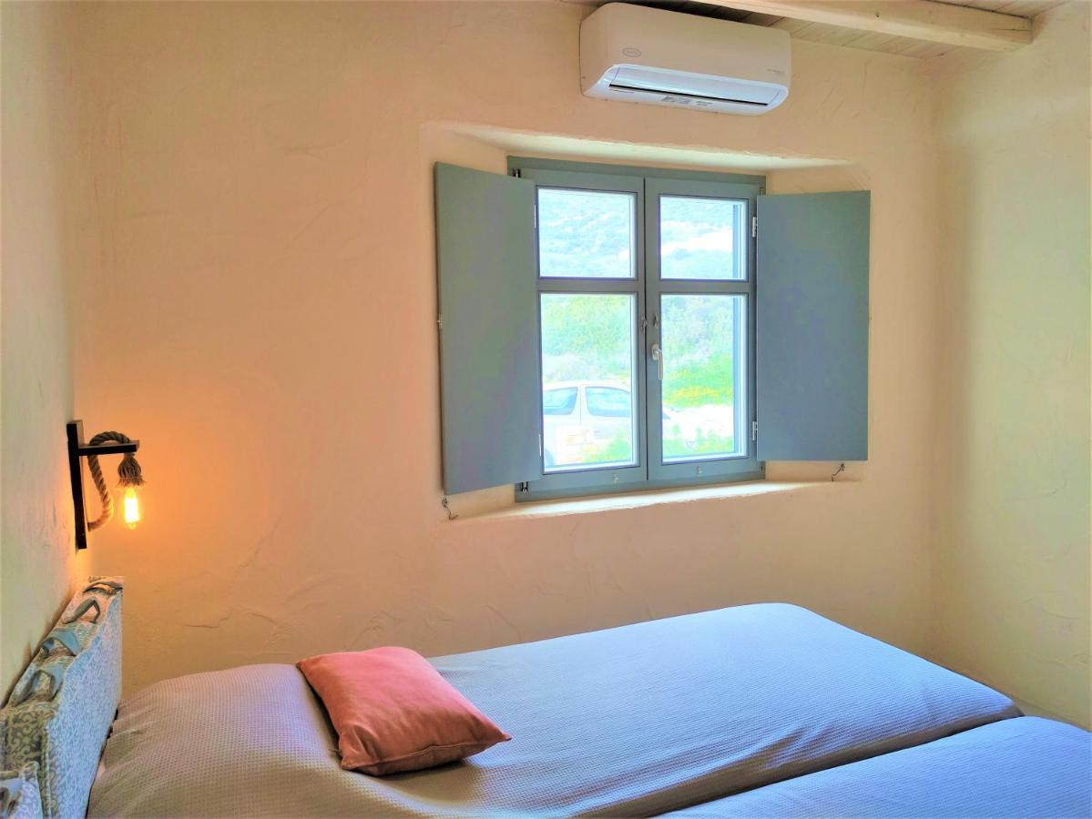 Mosaic Suites Drios Exterior foto