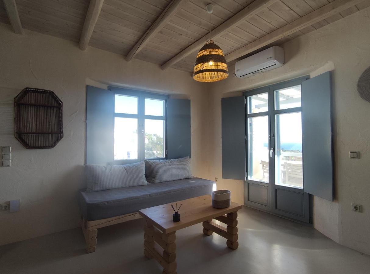 Mosaic Suites Drios Exterior foto